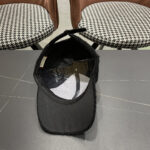 Gucci baseball cap ♥️ GUCCI 🧢 New autumn and winter plush baseball cap, 🔥🎩  The craftsmanship is very exquisite and convenient to carry! Run volume! - Image 10
