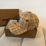 BURBERRY巴宝利早春新款棒球帽，简约尚时风，男女同款！高质品，尊享品质感！ - Image 2