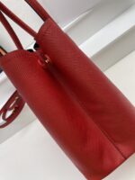 Prada bags - Image 5