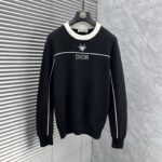 P 180 💐  DR 2025 autumn/winter wool blended round neck knitted sweater, made of imported custom yarn, provides comfortable and warm upper body, and is available for sale at the counter simultaneously. All three standards are complete.Size: M-3XL - Image 2