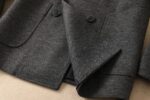 LP Nuoyoupianya's new men's wool suit jacket for autumn and winter 2025 is made of top-notch ready to wear clothing with high standards. It is custom-made in Italy with wool fabric, which has a delicate and soft touch. The upper body is firm and stylish, with a natural and comfortable texture. The continuity of the fabric is excellent, and the upper body effect is superb, making it suitable for any body shape. The overall brand is decorated with Thousand Bird Grid craftsmanship, exuding a strong sense of luxury. The design of two buttons, atmospheric and perfect ready to wear cut, stands out in terms of styling effect, and is a must-have for urban early autumn casual matching. Size: M-4XL slim fit 178 135 L slim fit maximum weight 190 pounds - Image 9
