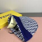 💰 FENDI's official website recommends a knitted hat that is popular among fashion bloggers for autumn and winter. It hides a subtle sense of luxury, with every line exuding a clean and elegant style. It is simple yet not simple, generous yet not out of style, and every detail showcases high-end taste. The sense of fashion becomes more and more enduring in restraint. - Image 8