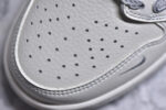 ▪细节鉴定
Travis Scott x Fragment Design x Air Jordan 1 Low OG SP AJ1 联名倒勾 低帮文化休闲板鞋