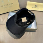 Comes with box bag, Burberry counter popular original baseball cap, TB small embroidery. 1: Customized mold making, 3D embroidery, exquisite and flawless! 100% pure cotton fabric, meticulous workmanship, original factory quality, exclusive physical photography. - Image 9