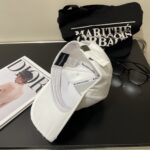 Balencia * a new Balenciaga baseball capIn-stock instant shipping🧢 A simple, fashionable, super unbeatable and beautiful hat! Couple style! The advantages of the original product over other hats, - Image 4