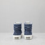 🌟  《顶级品质》
GⅣENCHY纪梵希魔术贴经典款 
专柜官网同步 市面最高版本 原版一比一复刻 四季潮鞋！纪凡希鞋子做工讲究 每一条走线都是按照原版样式 基本做到零瑕疵 媲美专柜 毫无压力 此款鞋即新潮又百搭！
▪️鞋面:进口摩术贴
▪️鞋面:进口头层牛皮
▪️垫脚:羊皮内里
▪️大底:原版TPU
▪️码数:女35一40 男39一44 - Image 6