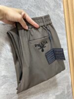 ❤️ Prada/Prada 2025 Autumn/Winter New Products with Three Standards Complete Casual Pants Good Products Don't Need Too Much Introduction Look at Details Counter Size: M-4XL 175/140 Upper Body L