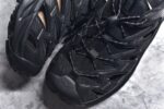 HOKA One One Hopara Sandals 霍帕拉系列水路两用溯溪涉水休闲户外露营凉鞋 作为先锋品牌的 HOKA ONE ONE总是以独特的方式 HOPA RA是一款溯溪鞋 又名排水鞋 可长期用于涉水和溯溪 保护脚底和脚趾的安全和舒适 鞋面材料速干 透气 耐磨 鞋底防滑 耐磨 抓地能力强 出于安全考虑 设计要求较高 涉水溯溪过程中 水 泥沙 可以直接从鞋内大孔排出 细纹鞋底使在岩石上抓地能力强 避免打滑 而上路后 鞋面具有快干透气等优点 尺码：36 36.5 37.5 38 39 40 40.5 41 42 42.5 43 44 45 - Image 8