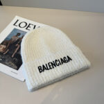 💰 BALENCIAGA new logo woolen hat from Balenciaga, cool color scheme, with different styles for men and women to wear, the first batch to be shipped first! Paris fans must make a purchase! - Image 4