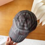Burberry 🌸 Official website synchronized online 🎊  Korean version of new British style custom 1:1 original single quality unisex baseball cap with American craftsmanship, cotton and linen geological fabric, high version quality 🔥🔥🔥 - Image 5