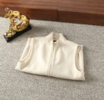 LP Knitted Wool Vest... Size Tableeight thousand five hundred and eighty - Image 5