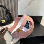 路易威登棒球帽LouisVuitton👒😍新款LV棒球帽，重工打造♥完美刺绣，高端大气，百搭款🤗男女通用！ - Image 3