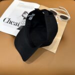 配防尘袋
👒罗意威👒LOEWE新款原版原标设计棒球帽🧢质感超好，外部线条定位标准，做工精细，简约大气低价走量！ - Image 4