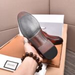 Gucci leather shoes, loafers - Image 9