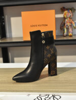 Louis Vuitton trainer boots - Image 9