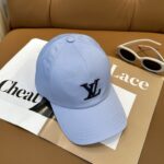路易威登棒球帽LouisVuitton👒😍新款LV棒球帽，重工打造♥完美刺绣，高端大气，百搭款🤗男女通用！ - Image 5