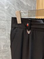 ❤️ TB 2025 autumn and winter new products with complete three standards, good casual pants, no need to introduce too much, look at details, counter size: M-4XL 175/140, upper body L - Image 4