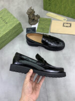 Gucci leather shoes, loafers - Image 6