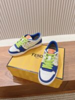 男码加10  Fendi芬迪板鞋首款大头运动鞋~~fendi match篮球运动鞋，最新元素注入加FF复古的设计，超经典百搭系列……
鞋面采用牛皮和牛猄拼接组合，侧面凸起的双F logo，内里采用毛巾布里，TPU发泡组合双色大底不一般的舒适！情侣款35-44 - Image 3