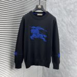 P 180 💐  Babao's 2025 autumn/winter wool blended round neck knitted sweater is made of imported custom yarn, providing comfortable and warm upper body, and is available for sale at the counter simultaneously. All three standards are complete.Size: M-3XL - Image 2
