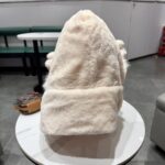 chanel香奈儿可爱毛绒绒小熊耳朵帽子围巾手套女冬季保暖护耳帽防寒骑车雷锋帽 - Image 6