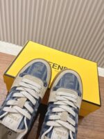 男码加10  Fendi芬迪板鞋首款大头运动鞋~~fendi match篮球运动鞋，最新元素注入加FF复古的设计，超经典百搭系列……
鞋面采用牛皮和牛猄拼接组合，侧面凸起的双F logo，内里采用毛巾布里，TPU发泡组合双色大底不一般的舒适！情侣款35-44 - Image 6