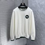 P 180 💐  Gucci 2025 autumn/winter wool blended round neck knitted sweater, made of imported custom yarn, provides comfortable and warm upper body, and is available for sale at the counter simultaneously. All three standards are complete.Size: M-3XL