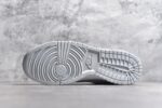 #NK Dunk Low Retro 熊猫恶作剧 引线牵梦 情之所钟 特殊礼盒 低帮休闲板鞋 HF0730-160
#配色整体围绕熊猫恶作剧七夕主题设计，鞋身整体采用专属颜料重新喷涂。特殊原创设计图标涂鸦装饰，添加潮流元素效果喷涂点缀。
尺码：35.5 36 36.5 37.5 38 38.5 39 40 40.5 41 42 42.5 43 44 44.5 45 46 - Image 6
