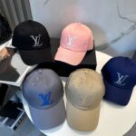路易威登棒球帽LouisVuitton👒😍新款LV棒球帽，重工打造♥完美刺绣，高端大气，百搭款🤗男女通用！ - Image 9