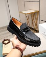 Gucci leather shoes, loafers - Image 6