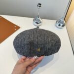 💰

普拉达新款贝雷帽，春夏款，头围57cm - Image 2