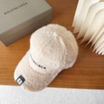 Balencia * a new Balenciaga baseball cap🧢 A simple, fashionable, super unbeatable and beautiful hat! - Image 2