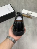 Gucci leather shoes, loafers - Image 8