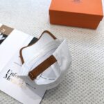 💰新款出货 HERMÈS (爱马仕)最新款原单棒球帽，拼色H，正品开模订制，原版透气帆布面料+原厂精钢调节扣，做工细致，时尚帅气质量超赞！ - Image 3