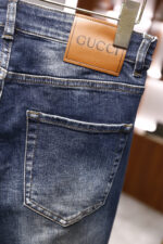 【Gucci Jeans | Classic Denim, Engraved with Luxury DNA】 When street style meets haute couture, a pair of jeans can become a badge of status.
Deconstructing the language of denim with centuries-old craftsmanship, we infuse every inch of fabric with a modern attitude and luxurious details, making everyday wear a silent declaration of taste.
✨ A pair of jeans is an attitude, and even more so, a legacy.
It's not just a wardrobe essential, but also an interpretation of the brand's spirit—
"From suitcases to jeans, we have always defined the boundaries of luxury with the ultimate craftsmanship."
Sizes: 28-42 - Image 6