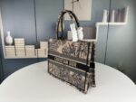 Dior bags - Image 2