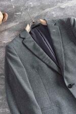 New# two ⃣ Dior Business Set # 【 Suit 】 ➕ A proper suit holds a significant position in the hearts of many people, whether it's for elite workplaces or other formal occasions. Wearing a suit when you're hesitant is a good choice. In the trend of increasingly pursuing customization and personal fashion, the cutting of suits is no longer just about cutting well and shaping neatly. It is more about having a unique design sense while ensuring that the suit has a proper fit, making the wearer the center of attention in an instant. At the same time, suits are different from other clothing, and there is no clear seasonal division, which indicates that suits can be worn at any time.A traditional basic silhouette suit set, with a moderately trimmed waist, creates a naturally slimming waist shape, easily creating a free and casual streamlined version. But in a situation where the styles are vastly different, in order to stand out and become a suit that combines fashion and wearability, having a crisp style alone is not enough. Special textures and fabric textures can make the suit stand out. Simplicity and grandeur are achieved with extreme attention to detail. The stable and classic flat collar has been ironed and shaped multiple times, resulting in a consistently firm and non deformable collar surface. The iconic embroidery features this design 🐝 logo! Even the simple embroidery is depicted very well, which is enough to show the brand's profound skill in handling details! The fine hair fibers on the surface of the fabric create a more comfortable texture, without pilling or shedding, making it easy for daily wear and maintenance. Naturally presenting a variety of colorful grid textures, forming a unique flower pattern! The matching suit pants have a crisp silhouette, and with fine plaid patterns, you can transform into long pants in minutes! Extremely excellent detail portrayal combined with highly stylized fabrics, the fashionable effect on the back of the body fully showcases the British gentleman!!!Exquisite craftsmanship and square patterns are standard elements that make up a high-quality suit. A sophisticated suit can not only become your most important partner in the workplace, but also allow you to gracefully navigate various social occasions. Suits are different from other categories of clothing. Apart from some particularly functional fabrics, they can complement other clothing throughout the year. However, in the situation of vastly different styles, in order to make a fashionable and introverted suit that stands out, one can only focus on the essence of the fabric.The traditional basic slim fit silhouette suit jacket, with a moderate amount of decoration at the waist, creates a casual and practical streamlined version, and regularly releases some streamlined and elegant casual suits. This set is highly textured, with a simple and elegant overall design that is both steady and classic. It also has a delicate and elegant formal style. After multiple integrations and pressing, the shape is naturally flat and three-dimensional, and the Gongzhen technique is used for secondary threading and shaping, ensuring that even with multiple layers of fabric stitching, it still has a stylish and gentlemanly collar.Putting all the focus on the essence of the fabric, the overall feel is comfortable, smooth, lightweight, and textured. Although the fabric appears thin and light, it exudes a special sense of nobility! All production materials are made of Australian Merino wool, especially skilled in fine spinning 110-140 count high-end fabrics, known worldwide for its classic and solemn design style. Many celebrities, even US presidents, choose suits for important occasions, which shows their prestigious status in the industry! The combination of unique fabrics and classic slim fit designs creates a classic and fashionable casual suit with modern urban characteristics, allowing wearers to become elegant gentlemen at any time. A proper suit holds a significant position in the hearts of many people, whether it's for elite workplaces or other formal occasions. Wearing a suit when you're hesitant is a good choice. In the trend of increasingly pursuing customization and personal fashion, the cutting of suits is no longer just about cutting well and shaping neatly. It is more about having a unique design sense while ensuring that the suit has a proper fit, making the wearer the center of attention in an instant. At the same time, suits are different from other clothing, and there is no clear seasonal division, which indicates that suits can be worn at any time.A traditional basic silhouette suit set, with a moderately trimmed waist, creates a naturally slimming waist shape, easily creating a free and casual streamlined version. But in a situation where the styles are vastly different, in order to stand out and become a suit that combines fashion and wearability, having a crisp style alone is not enough. Special textures and fabric textures can make the suit stand out. Even a small lapel pin is depicted very well, which shows the brand's profound skill in handling details!The fabric is finely spun from 20% wool, 61% polyester fiber, 16% viscose fiber, and 3% spandex. It has a soft and smooth feel, and the fine wool fibers on the surface create a more comfortable texture. It does not pill or shed, making it easy to wear and maintain in daily life. The matching suit pants have a crisp silhouette, excellent detail portrayal, and highly stylized fabric, making them look fashionable and elite gentlemen when worn!!!Sizes 46-54 (S-2XL) cannot be disassembled for saleSize recommendation (standard version):Height 175-145 pounds, try on size M to fit well - Image 5
