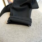 Dior and SS's new autumn and winter men's business thick casual pants are platinum level perfect appearance, directly entering the counter. They are a rare item in the industry in recent years, made of micro elastic fabric. The quality, craftsmanship, fabric, and accessories subvert imagination, and the details are exquisite. Customized original elastic cotton fabric! Creating a rebellious and tough personality color, the unique logo adds a lot of points, clever and exquisite, and the cutting and design continue the modern simplicity and efficiency of Italian style, bringing the tone of fashion aesthetics to the extreme. 29-38 None 35, 37 (please indicate waist circumference when placing an order) - Image 6