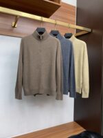 The latest fashion trend effect of the 2025 autumn and winter new knitted wool sweater long sleeved sweater, with fashionable new charm, elements and modern street style fusion, is a "heavenly official's work" with full beauty value Customer supplied knitted wool fabric! Flat series design! The touch is smooth and delicate, and the breathable and comfortable feeling is impeccable The minimalist and fashionable design comes from the latest techniques of trendy fashion, showcasing avant-garde and unique personality A must-have item for fashionistas to express the meticulous fashion atmosphere of the new season 👫 Same gender design. Size: M-3XL - Image 9