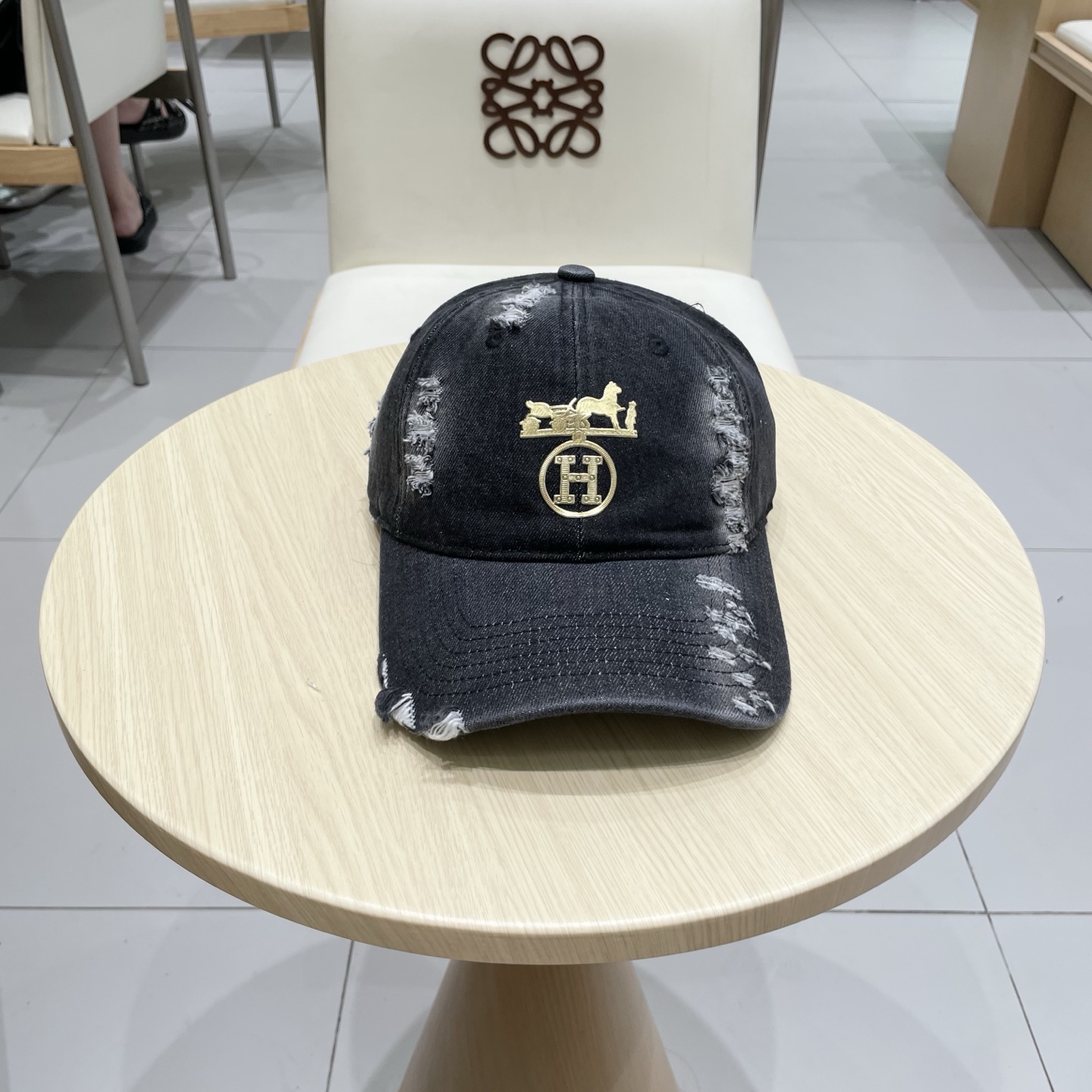 新款出货 HERMÈS (爱马仕)2025最新款牛仔棒球帽，时尚帅气质量超赞！