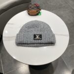路易威登棒球帽 LouisVuitton😍新款LV毛线帽，重工打造♥️高端大气，百搭款🤗男女通用！跑量！