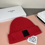罗意威loewe官网经典款针织帽！小红书热卖爆款！穿搭神气！男女同款，加厚更保暖，时尚流行🌸质感一流，秋冬保暖最佳名品，赶紧订购哦，跑量款 - Image 3