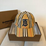 Burberry's new early spring baseball cap, simple yet fashionable, suitable for both men and women! High quality products, enjoy a sense of premium quality!