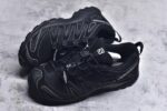 ▪panan权威实拍💯#A
新货🚀#Salomon XA PRO 3D 萨洛蒙户外越野跑鞋 491274 24   #鞋面采用SENSIFIT贴合技术 全方位贴合包裹脚型 鞋跟部鞋底牵引设计 提供强大的抓地性能 更适应野外崎岖不平的道路 其3D ADVANCED CHASSIS底盘 材料轻量大化 钉齿设计更具稳定性、防护性 鞋底易磨损区运用CONTAGRIP高耐磨材料 应对城市硬质路面长距离跑考验 尺码：36-46 - Image 7