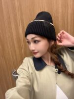 罗意威loewe官网经典款针织帽！小红书热卖爆款！穿搭神气！男女同款，加厚更保暖，时尚流行🌸质感一流，秋冬保暖最佳名品，赶紧订购哦，跑量款