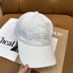 配防尘袋
👒罗意威👒LOEWE新款原版原标设计棒球帽🧢质感超好，外部线条定位标准，做工精细，简约大气低价走量！ - Image 5