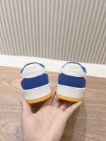 男码加10  Fendi芬迪板鞋首款大头运动鞋~~fendi match篮球运动鞋，最新元素注入加FF复古的设计，超经典百搭系列……
鞋面采用牛皮和牛猄拼接组合，侧面凸起的双F logo，内里采用毛巾布里，TPU发泡组合双色大底不一般的舒适！情侣款35-44 - Image 7