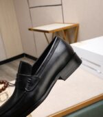 Gucci leather shoes, loafers - Image 8