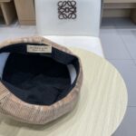 Burberry (Burberry's new high-quality checkered beret, painter's hat, British octagonal hat, men's and women's autumn and winter casual versatile beret hat) - Image 9
