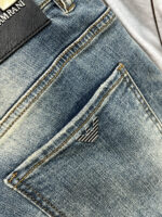 【Armani Jeans | Classic Denim, Embossed with Luxury DNA】 When streetwear meets haute couture, a pair of jeans can become a badge of status.
Deconstructing the language of denim with centuries-old craftsmanship, we infuse every inch of fabric with a modern attitude and luxurious details, making everyday wear a silent declaration of taste.
✨ A pair of jeans is an attitude, and even more so, a legacy.
It's not just a wardrobe essential, but also an interpretation of the brand's spirit—
"From suitcases to jeans, we have always defined the boundaries of luxury with the ultimate craftsmanship."
Sizes: 28-42 - Image 8
